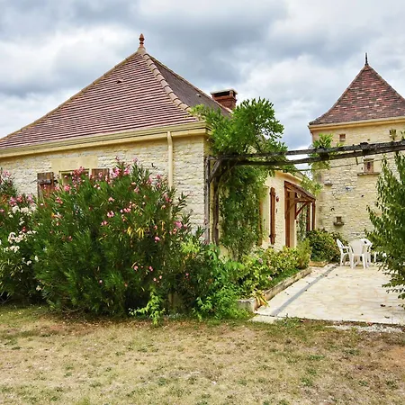 Peaceful In Thedirac Casa de Férias *