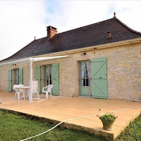 Holiday home Cosy With Swimming Pool Lavercantiere