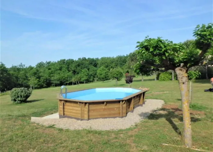 Prázdninový dům Peaceful In Thedirac *